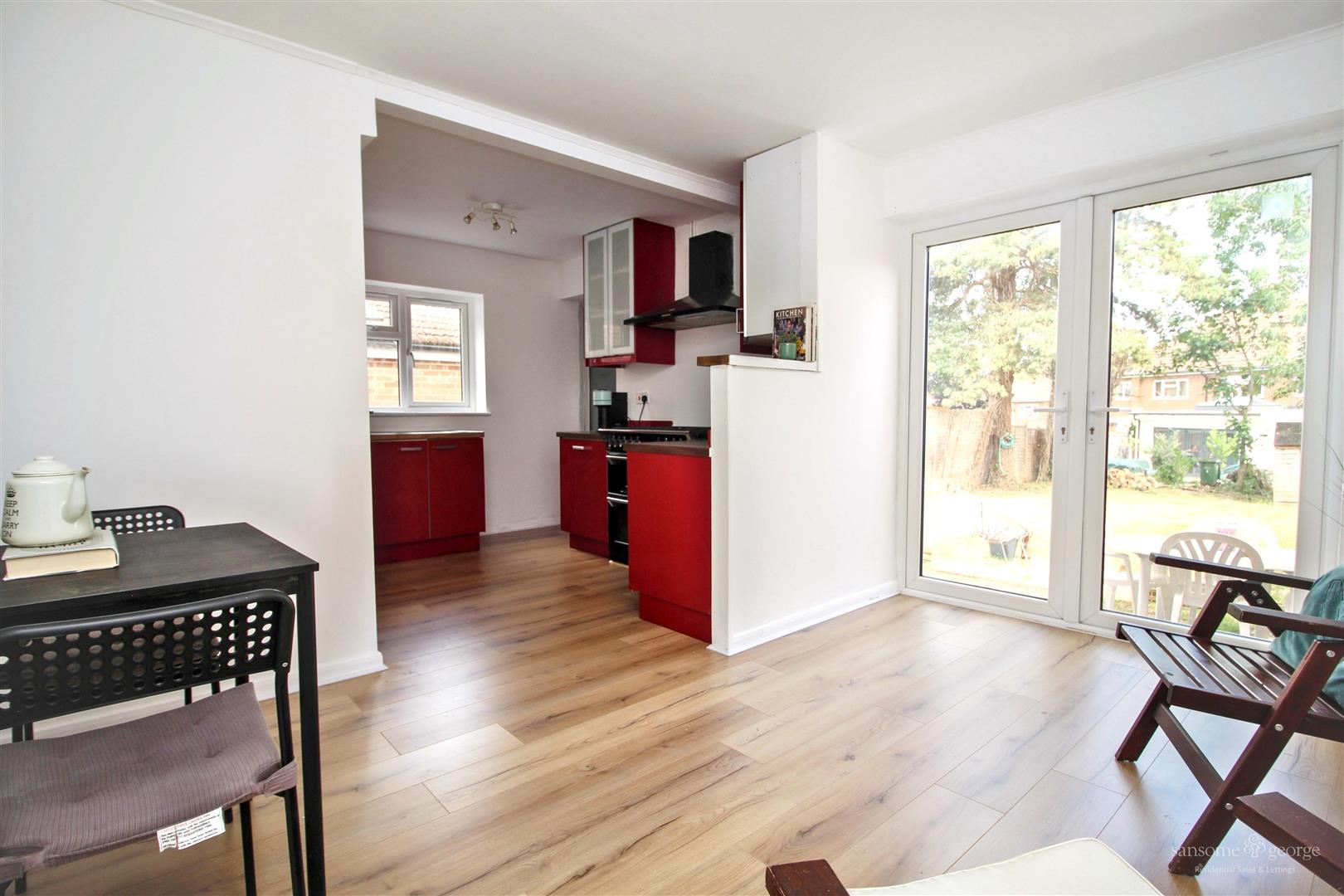 City Road, Tilehurst, Reading